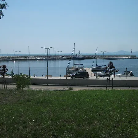 Marina Studio *